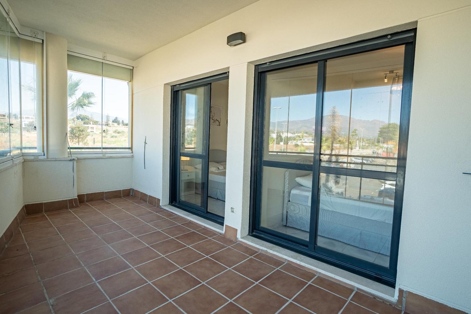 Hello Cosmo Apartment Estepona Exterior photo