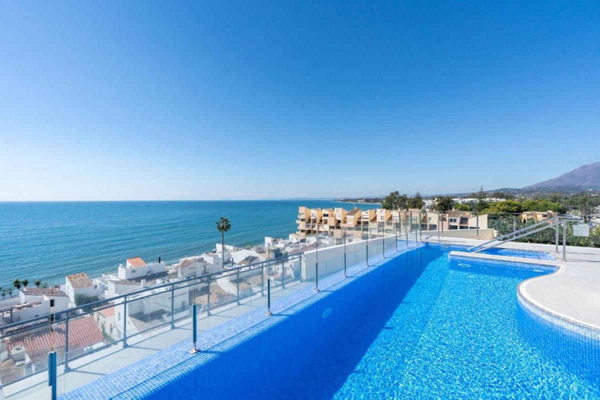 Hello Cosmo Apartment Estepona Exterior photo
