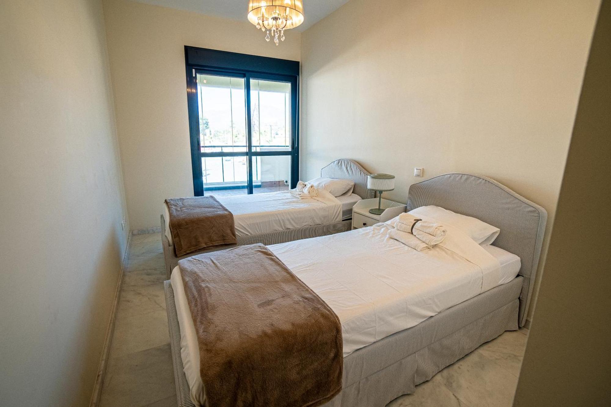 Hello Cosmo Apartment Estepona Exterior photo