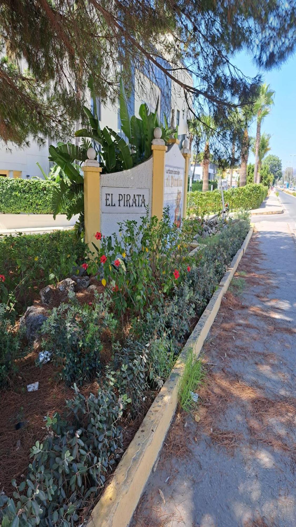 Hello Cosmo Apartment Estepona Exterior photo